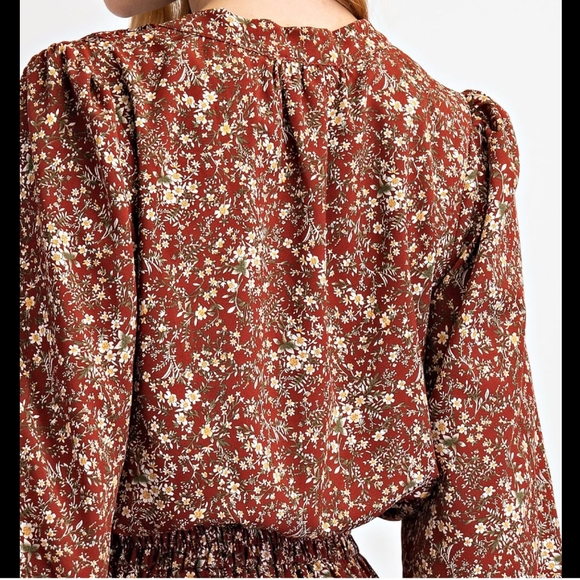 Gorgeous Boho Feminine Rust Floral Long Sleeves Flowy Dress - Picture 5 of 10